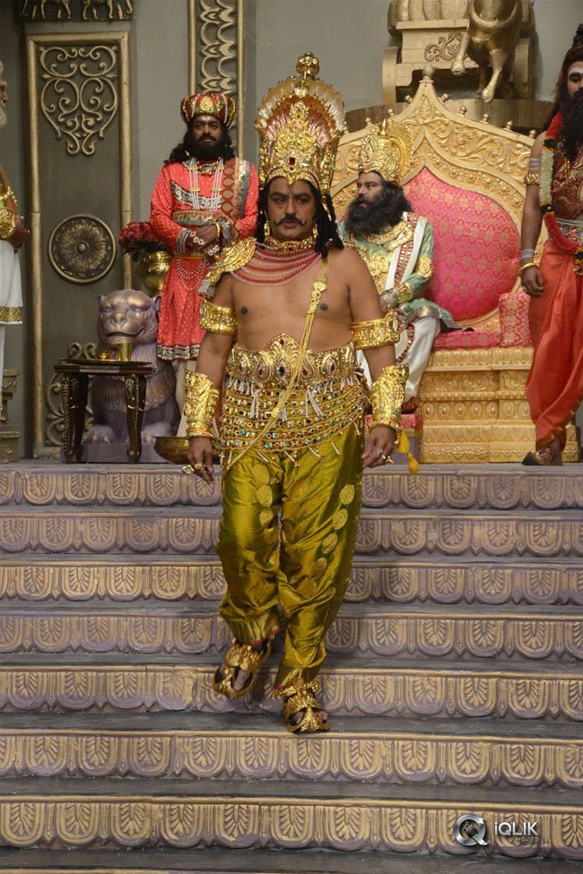 NTR-Biopic-Movie-Opening-Stills